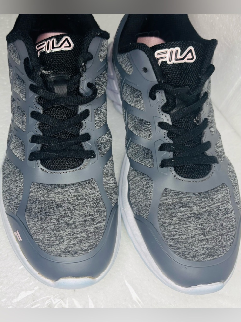 Fila Women’s Super  Stride Shoes  Size 10